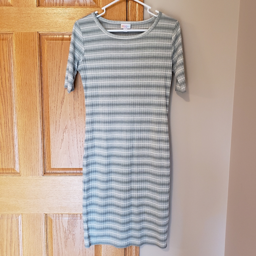 LuLaRoe Julia Short Sleeve Dress